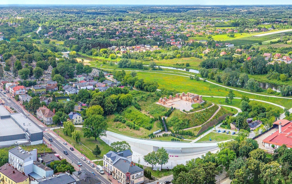 Fotografia przedstawiająca miasto Sochaczew z lotu ptaka