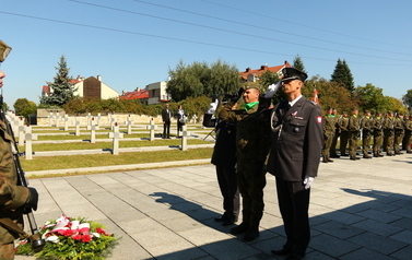 84. rocznica Bitwy nad Bzurą - uroczystości na cmentarzu w Trojanowie (17.09.2023 r.) 8