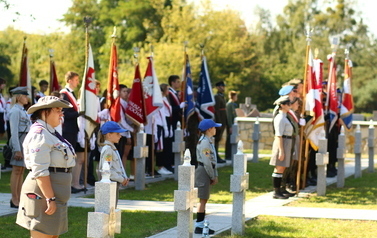 84. rocznica Bitwy nad Bzurą - uroczystości na cmentarzu w Trojanowie (17.09.2023 r.) 15