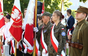 84. rocznica Bitwy nad Bzurą - uroczystości na cmentarzu w Trojanowie (17.09.2023 r.) 25