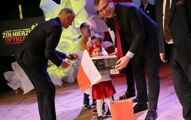 Gala festiwalu &quot;NIe m&oacute;wię szeptem, gdy m&oacute;wię skąd jestem&quot; 9.03.2025 r.  35