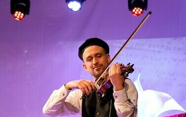 Gala festiwalu &quot;NIe m&oacute;wię szeptem, gdy m&oacute;wię skąd jestem&quot; 9.03.2025 r.  39
