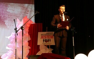 Gala festiwalu &quot;NIe m&oacute;wię szeptem, gdy m&oacute;wię skąd jestem&quot; 9.03.2025 r.  60