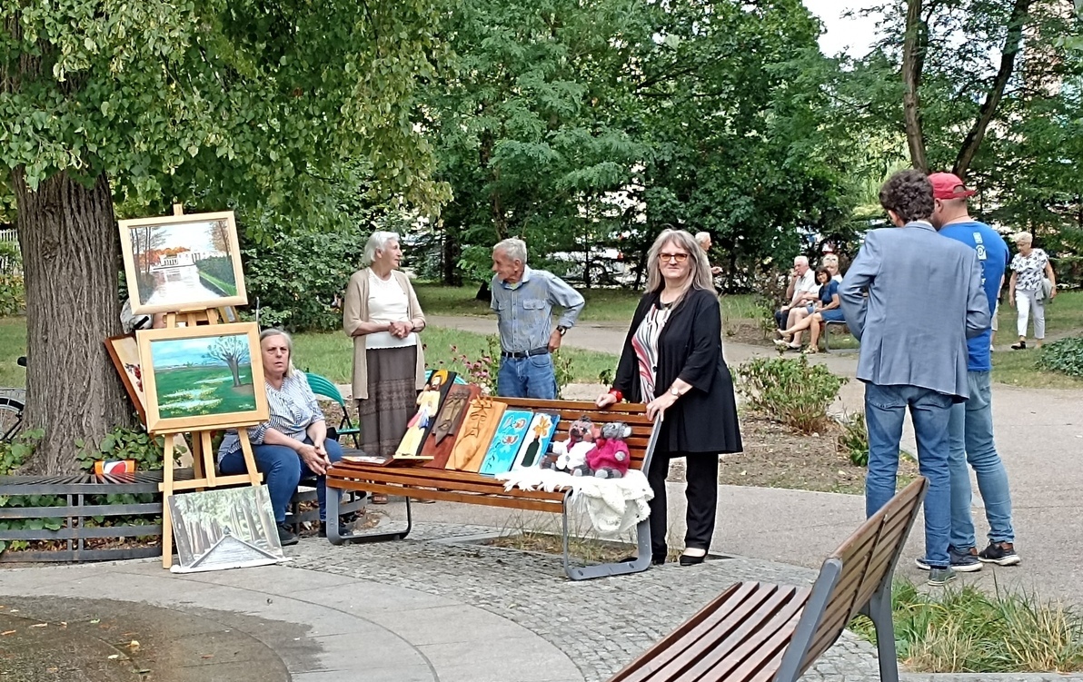 Zdjęcie do Wraca &quot;Okno Sztuki&quot;