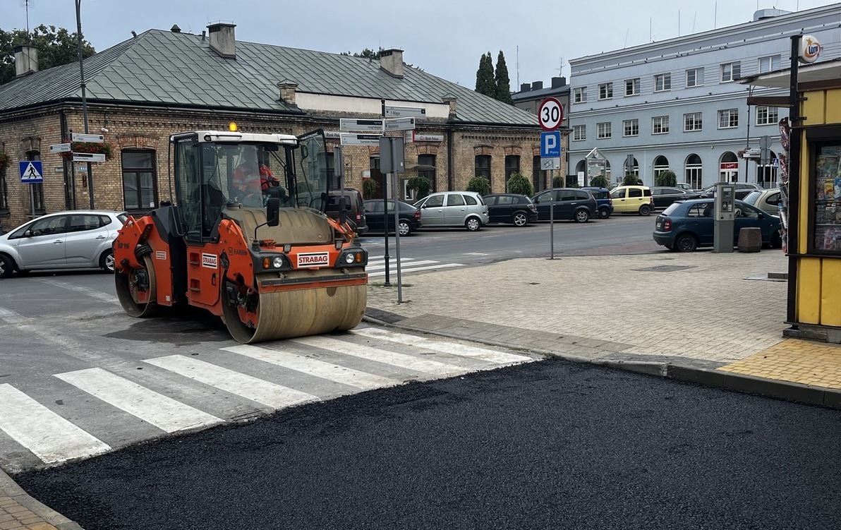 Zdjęcie do Asfalt na kolejnych ulicach