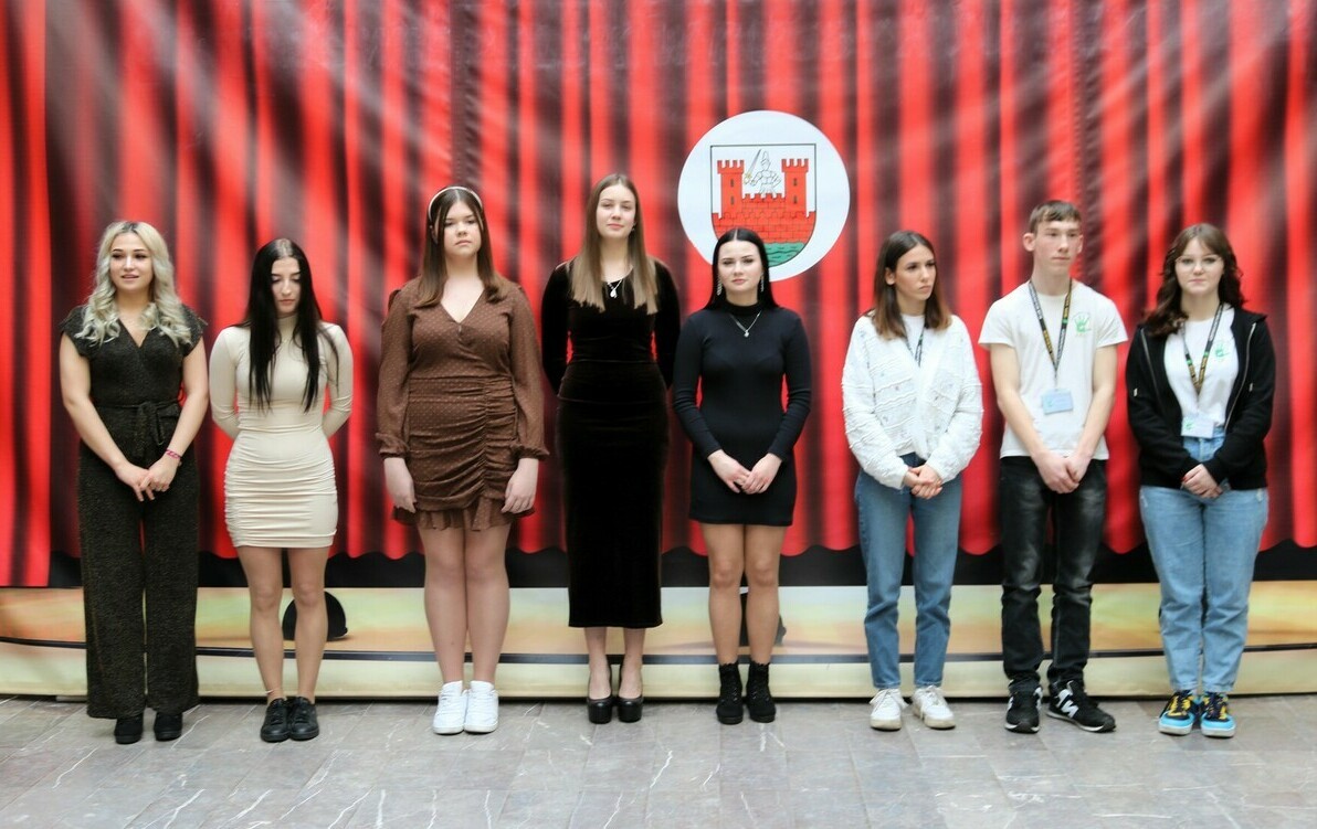 Zdjęcie do Rusza XIX Powiatowa Edycja Konkursu &bdquo;Ośmiu Wspaniałych&rdquo; w Sochaczewie