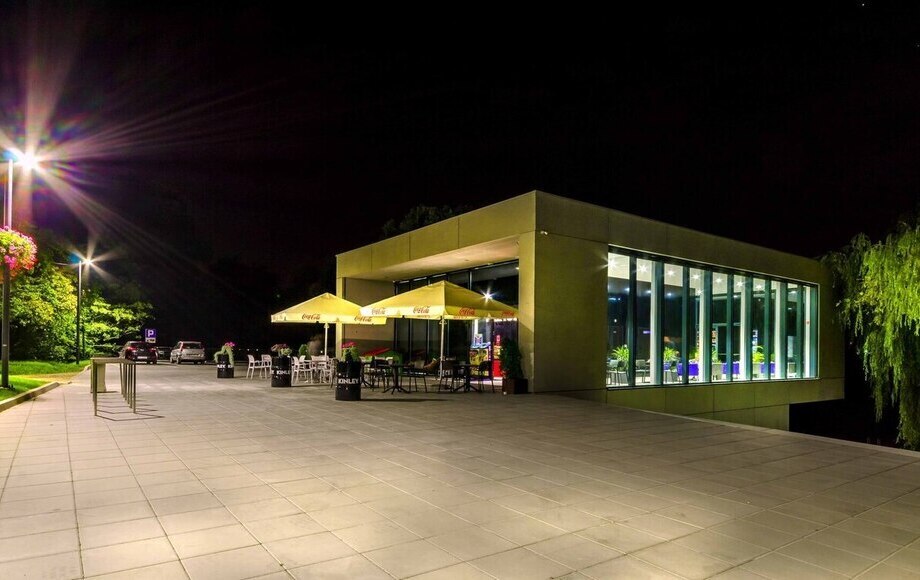 Zdjęcie do Przetarg na wynajem kawiarni i przystani nad Bzurą