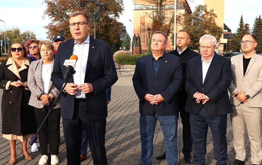 Zdjęcie do O rosnącym zadłużeniu państwa i inwestycjach w Sochaczewie