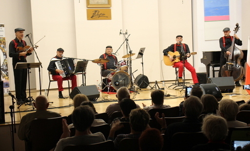 Zdjęcie do Orkiestra z Chmielnej na koniec Seniorady - KONCERT ODWOŁANY 