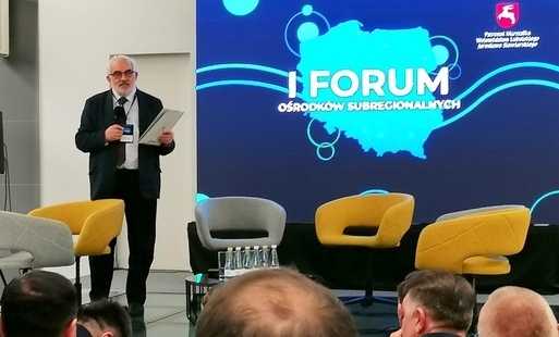 Zdjęcie do Ze Związkiem Miast Polskich o rozwoju małych ojczyzn