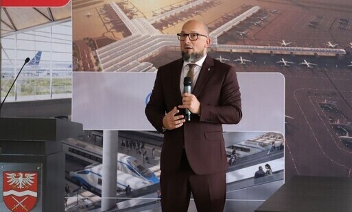 Zdjęcie do Samorządy i Port Polska wsp&oacute;lnie o przyszłość transportu w regionie