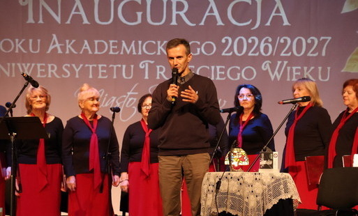 Zdjęcie do Uniwersytet Trzeciego Wieku rozpoczął nowy rok akademicki