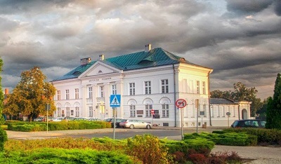 Budynek sochaczewskiego Ratusza, obecnie siedziba Muzeum Ziemi Sochaczewskiej